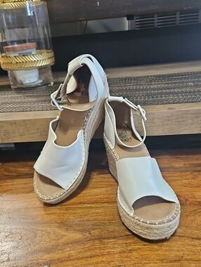 BEAST FASHION White Espadrille Wedge Sandals with Ankle Strap